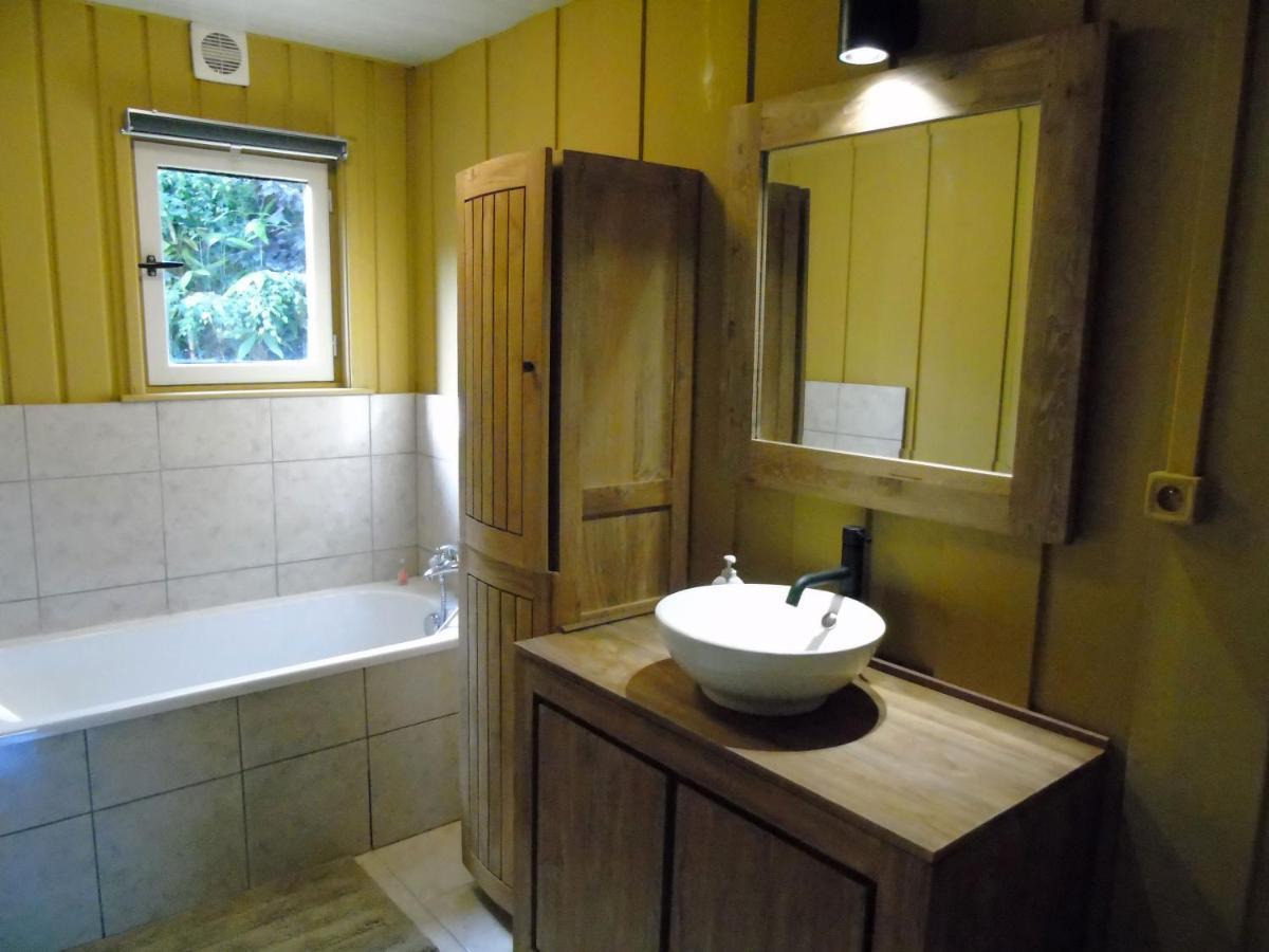 Maison L'Hirondelle Rustique A Tournavaux Ngoại thất bức ảnh